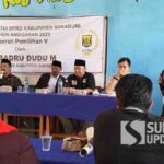 Anggota DPRD Kabupaten Sukabumi, Badru Dudu Mustofa dalam giat reses pertamanya di tahun 2023 menyambangi warga Desa Tanjungsari, Kecamatan Curugkembar, Kamis (26/1/2023). | Foto: Sukabumiupdeat