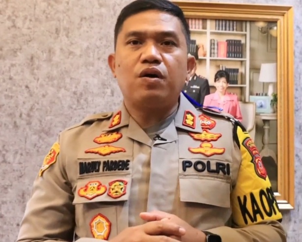 Kapolres Sukabumi, AKBP Maruly Pardede meminta jajarannya untuk lebih responsif atas informasi dari warga untuk mencegah aksi main hakim sendiri. (Sumber: humas Polres Sukabumi)
