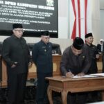 DPRD Kabupaten Sukabumi dan Pemda sepakati Raperda APBD 2024. (Sumber : Dok. DPRD)